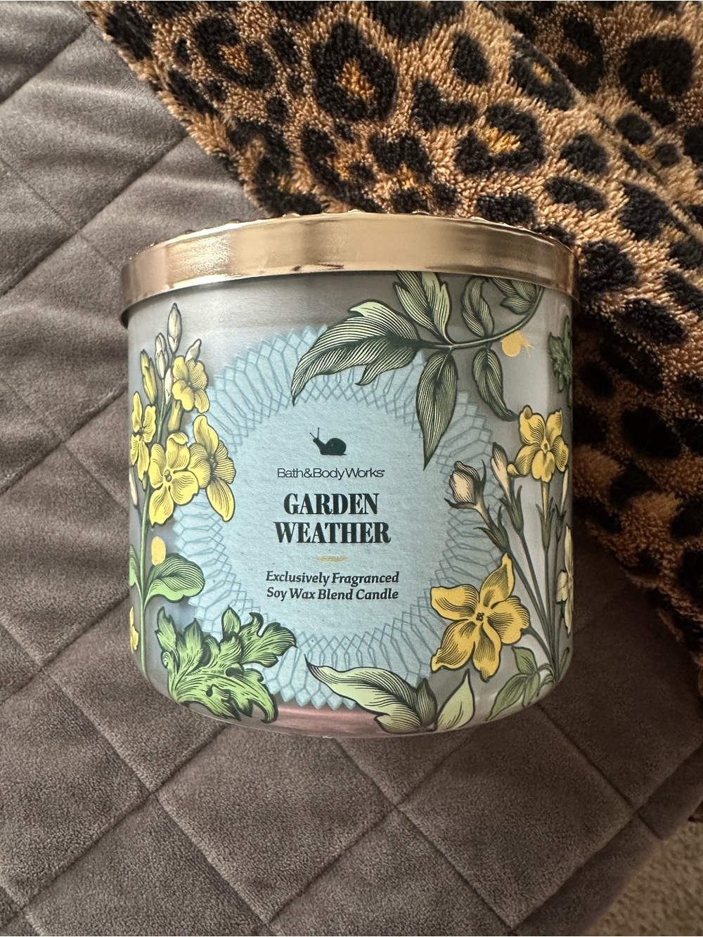 Bath & Body Works Garden Weather Candle - Blue, Yellow & Green Floral